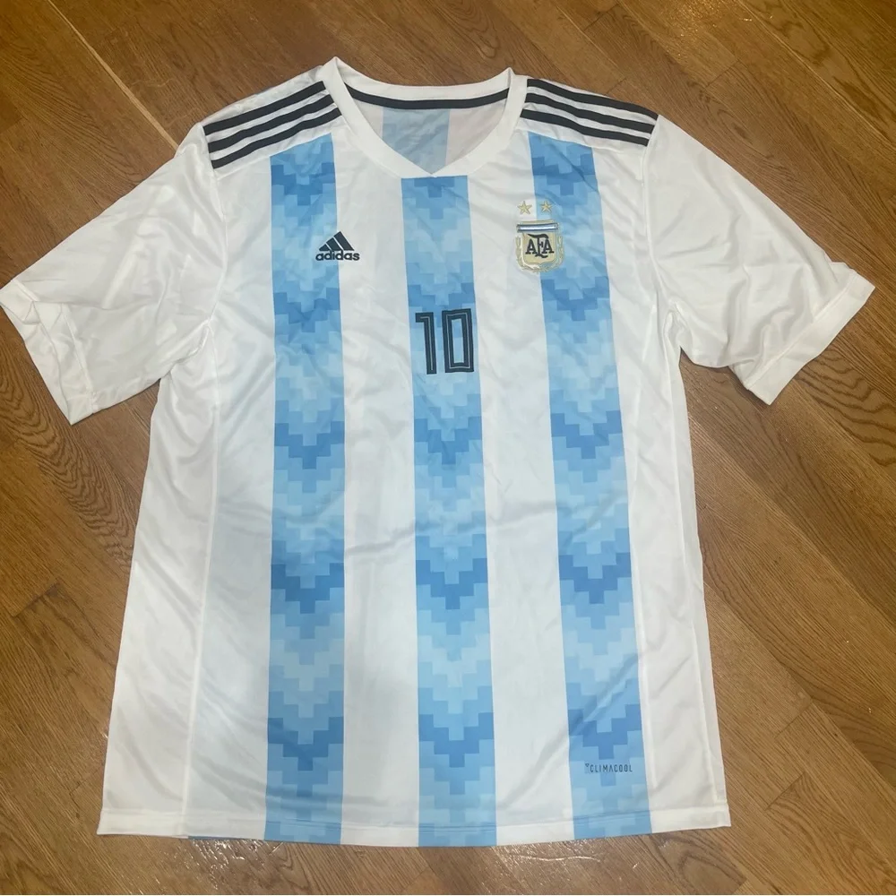 Lionel Messi Addidas Argentina soccer jersey - Picture 1 of 3